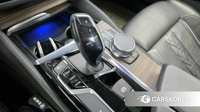 BMW 5 Series (G30) id 4232922 из Кореи 19