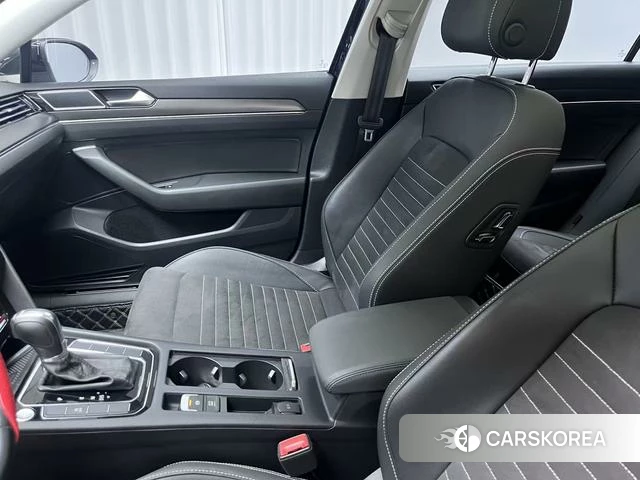 Volkswagen Magotan id 4300493 из Китая 13