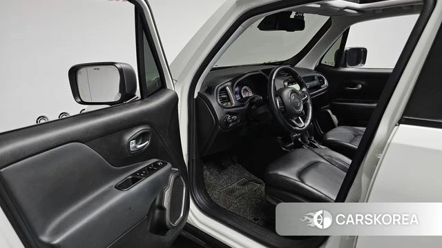 Jeep Renegade id 4202396 из Кореи 37