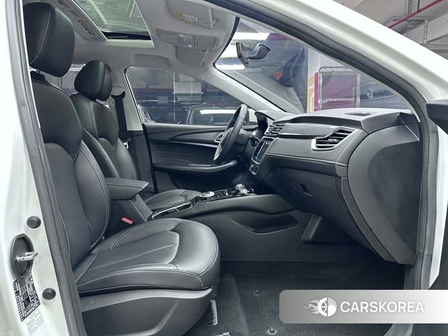 Roewe Ei5 id 4219604 из Китая 8