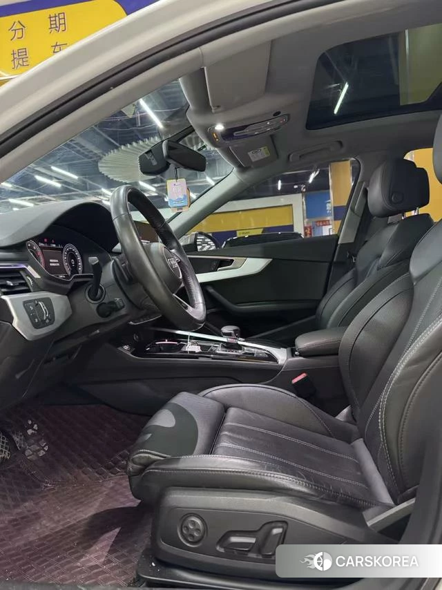 Audi A4L id 4271718 из Китая 9