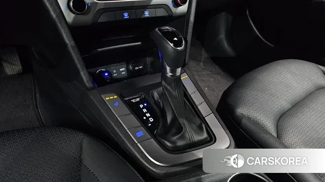 Hyundai Avante AD id 3024486 из Кореи 19