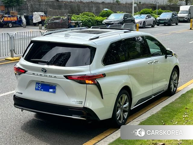 Toyota Saina id 4274568 из Китая 33