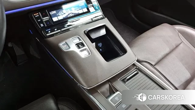 Hyundai The New Grandeur IG id 3022539 из Кореи 19