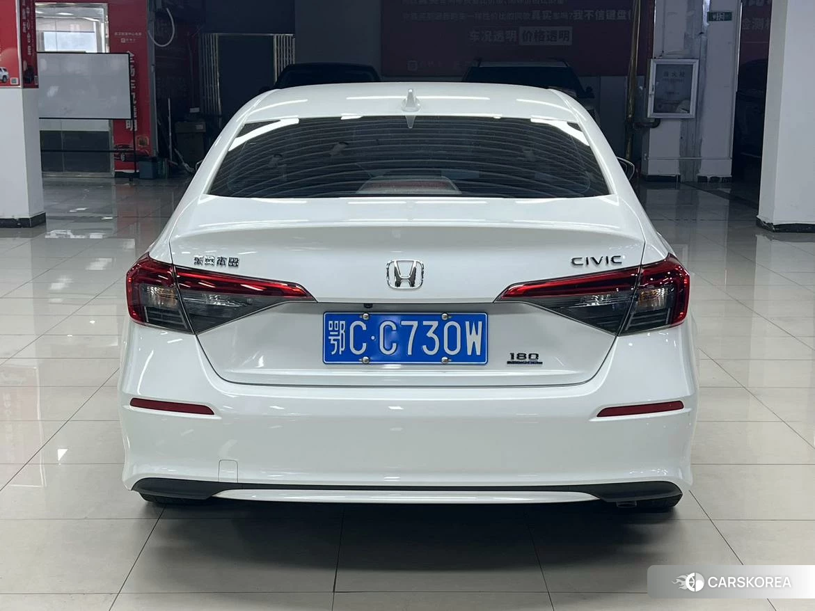 Honda Civic id 4454440 из Китая 11