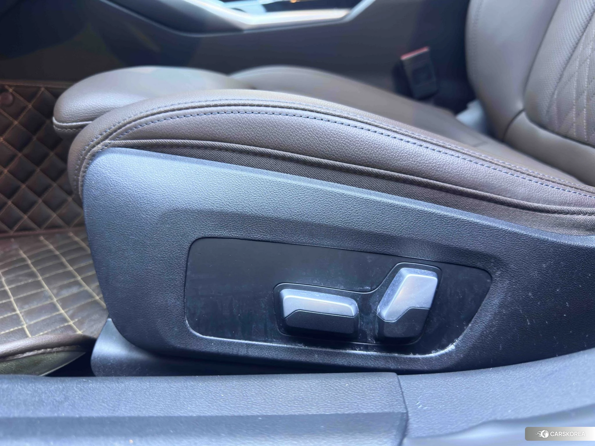 BMW 3 series id 4467583 из Китая 23