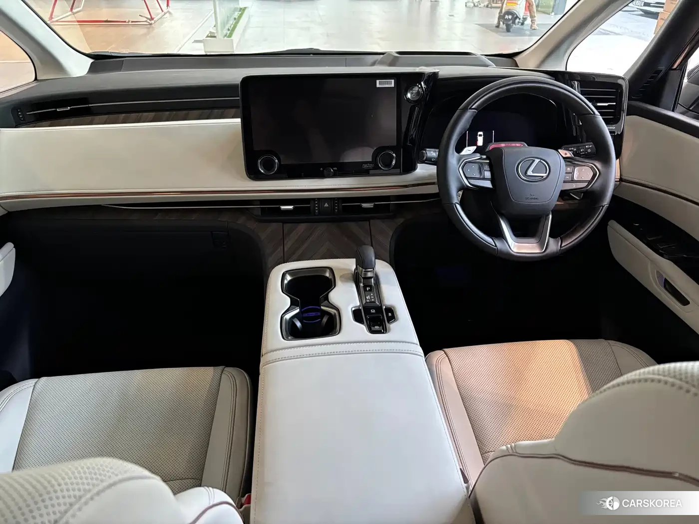 Lexus LM id 4680482 из Китая 10