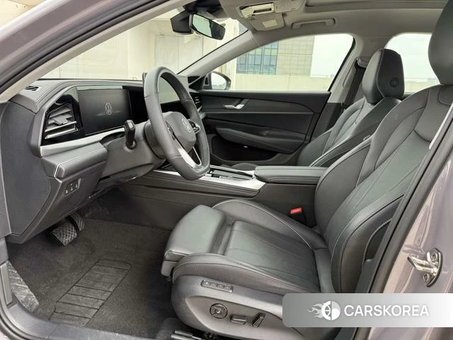 Volkswagen Passat id 4275709 из Китая 17