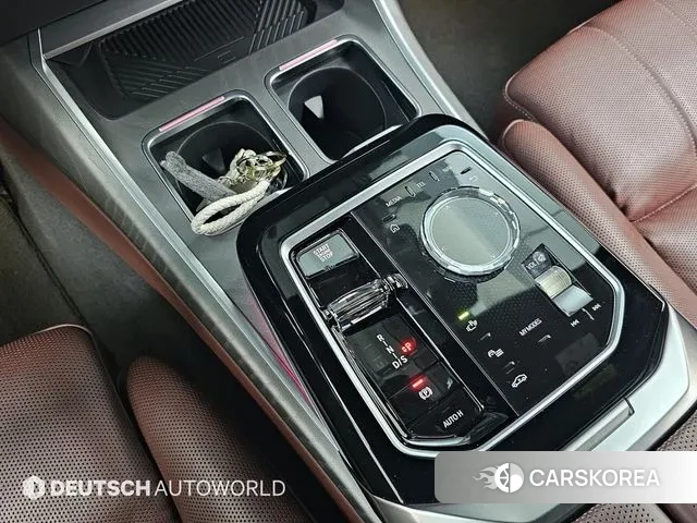 BMW 7 Series (G70) id 3539089 из Кореи 19