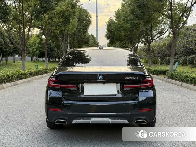 BMW 5 series id 4264849 из Китая 9