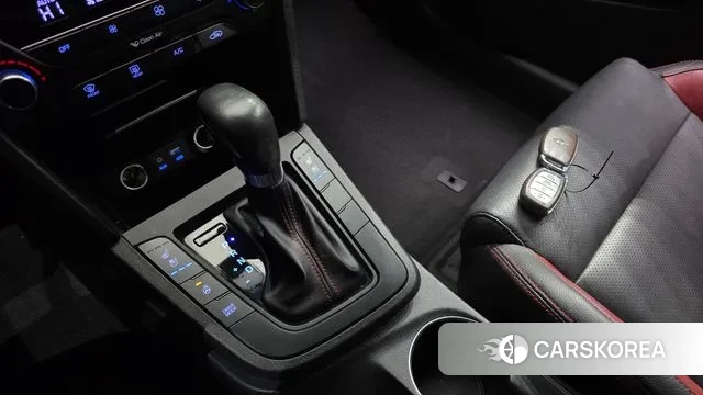 Hyundai Avante AD id 3714054 из Кореи 19