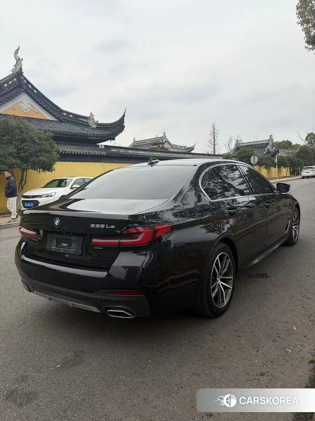 BMW 5 series PHEV id 4236679 из Китая 10