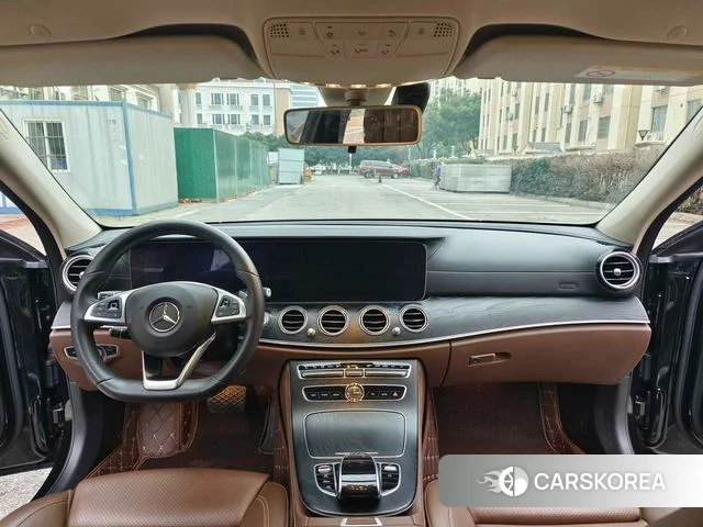 Mercedes-Benz E-class id 4240964 из Китая 9
