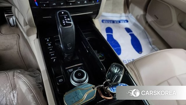 Maserati Ghibli id 3859880 из Кореи 19