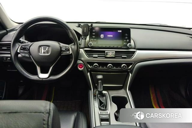 Honda Accord id 3837287 из Китая 16