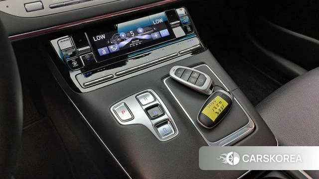 Hyundai The New Grandeur IG id 4524237 из Кореи 33