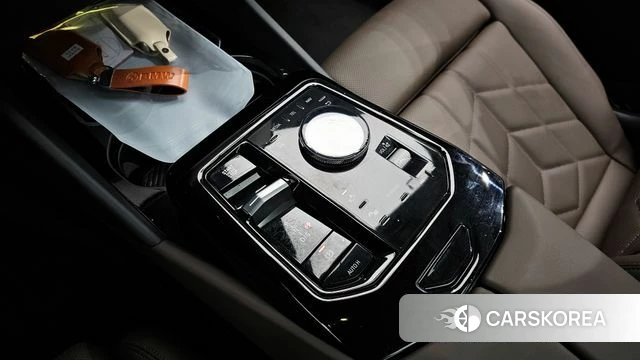 BMW 5 Series (G60) id 4222717 из Кореи 19