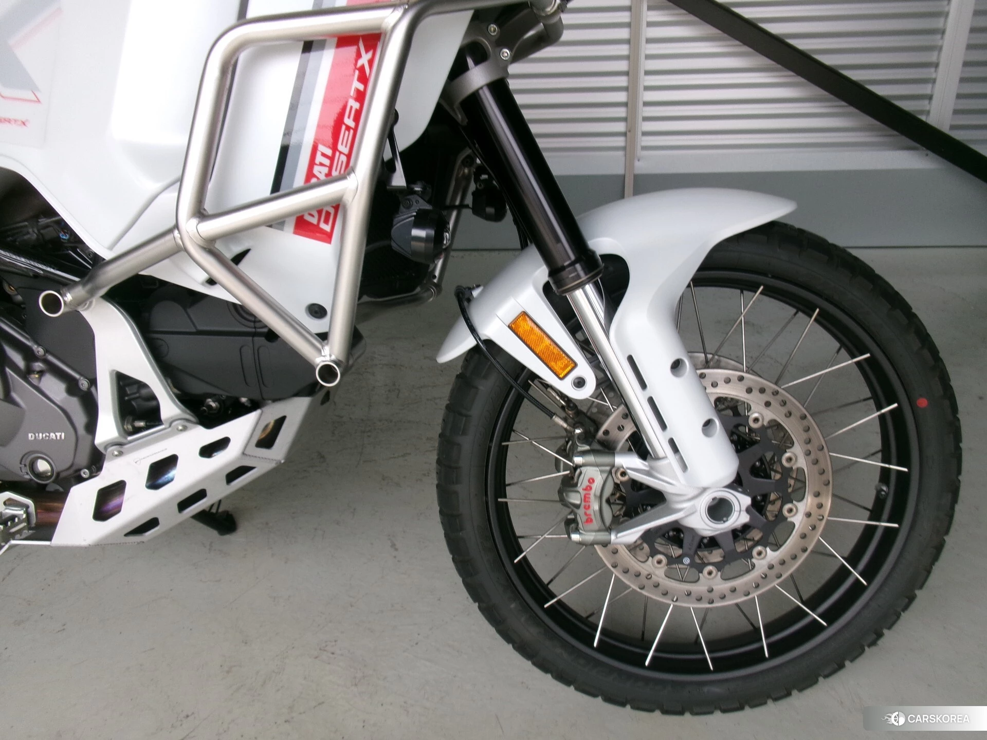 Ducati DESERT X id 4238035 из Японии 10