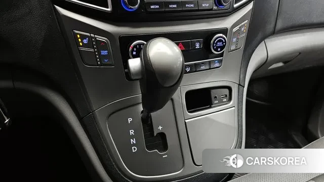 Hyundai The New Grand Starex id 3449133 из Кореи 19