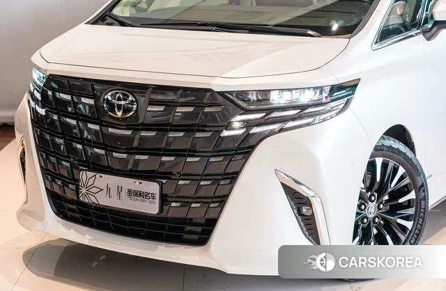 Toyota Elfa id 4271948 из Китая 15