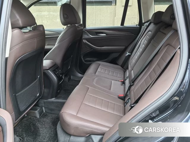 BMW X3 id 4278124 из Китая 10