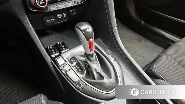 Hyundai Veloster (JS) id 3728655 из Кореи 19