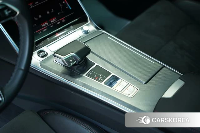 Audi A6L id 4301139 из Китая 19
