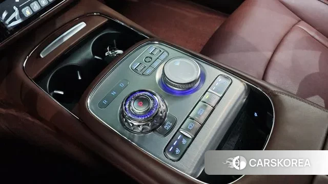 Genesis G90 (RS4) id 3671024 из Кореи 19