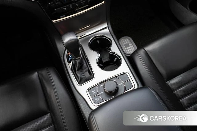 Jeep Grand Cherokee id 3936275 из Кореи 19