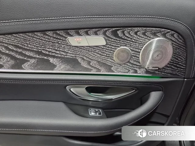 Mercedes-Benz E-Class W213 id 3115920 из Кореи 19