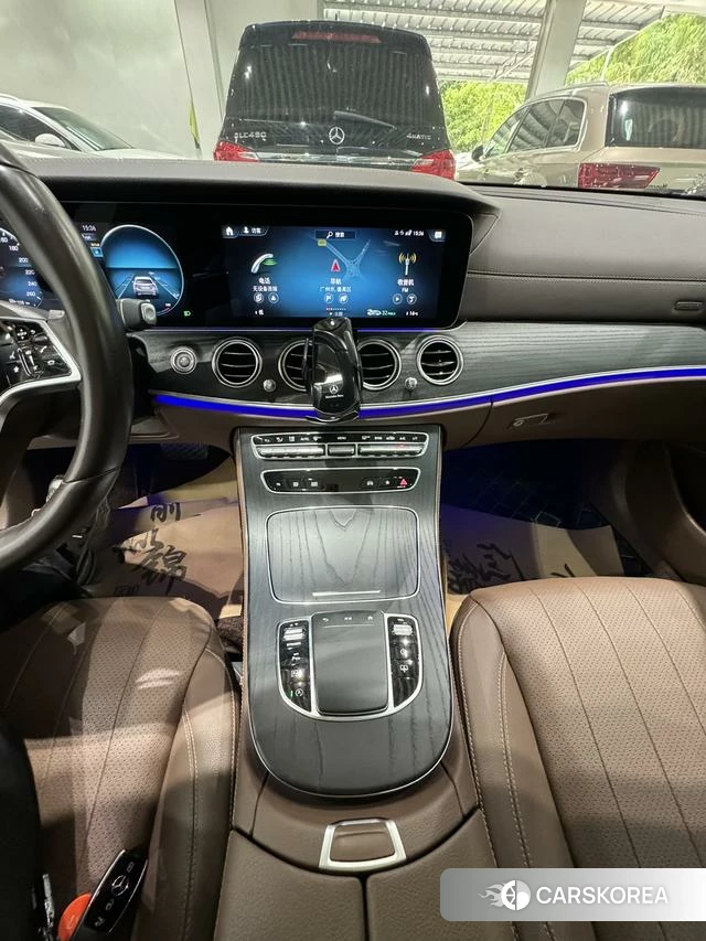 Mercedes-Benz E-class id 4299687 из Китая 27
