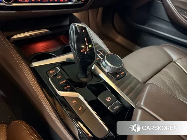 BMW 5 Series (G30) id 3485104 из Кореи 19