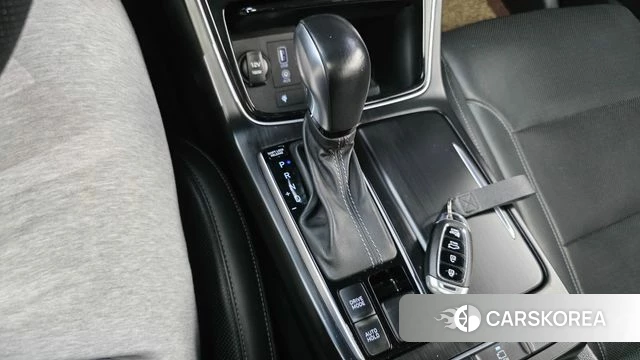 Hyundai Grandeur IG id 4371577 из Кореи 29