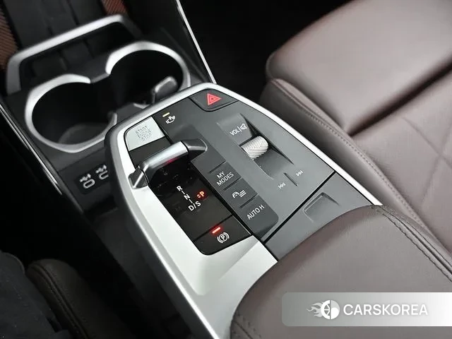 BMW X1 (U11) id 3629421 из Кореи 19