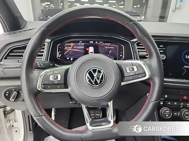 Volkswagen T-Roc id 3242689 из Кореи 17