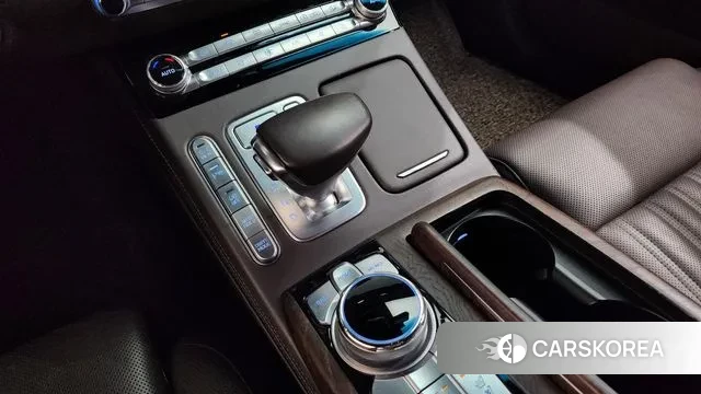 Genesis G90 id 3666547 из Кореи 19