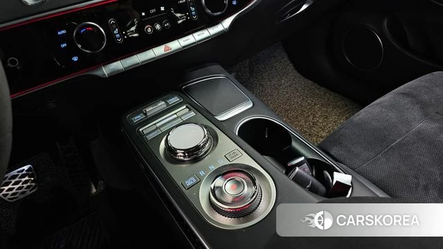 Genesis GV70 id 3839978 из Кореи 19