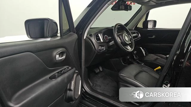 Jeep Renegade id 4499947 из Кореи 30