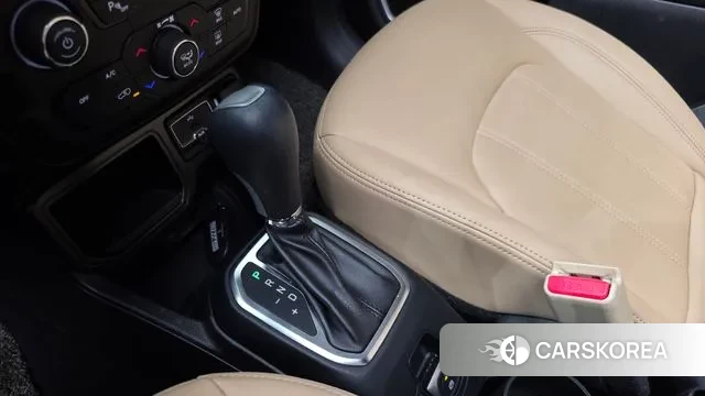 Jeep Renegade id 3640477 из Кореи 19