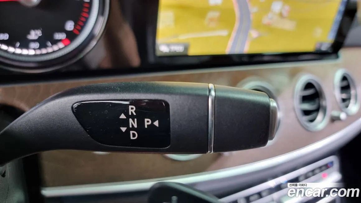 Mercedes-Benz E-Class W213 id 1900625 из Кореи 19