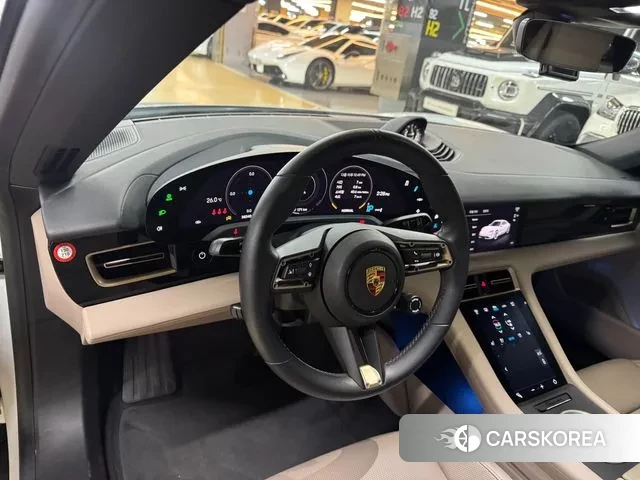 Porsche Taycan id 3231388 из Кореи 19