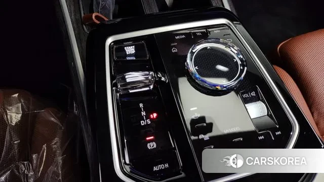 BMW 7 Series (G70) id 3016098 из Кореи 19