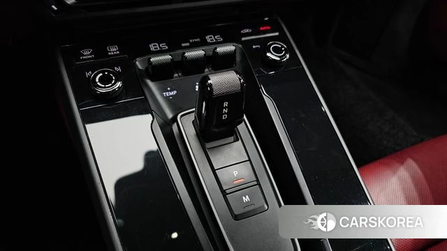 Porsche 911(992) id 4667234 из Кореи 34