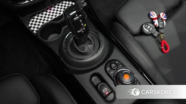 Mini Cooper Clubman id 4232291 из Кореи 31