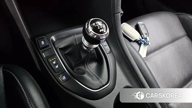 Hyundai Veloster (JS) id 3417945 из Кореи 19