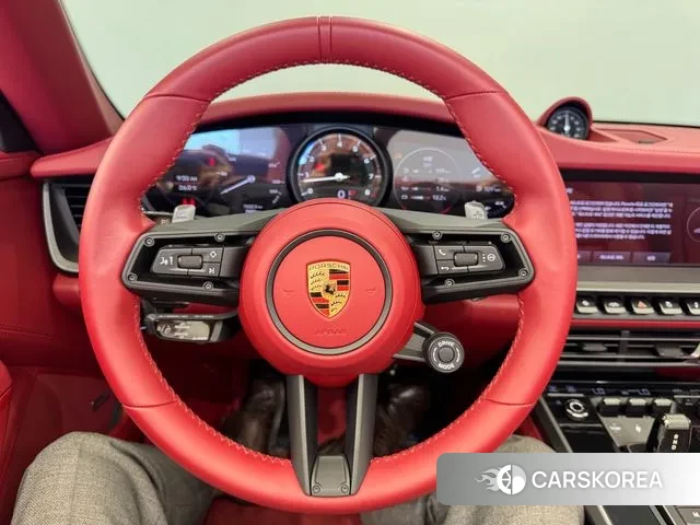 Porsche 911(992) id 3278387 из Кореи 18