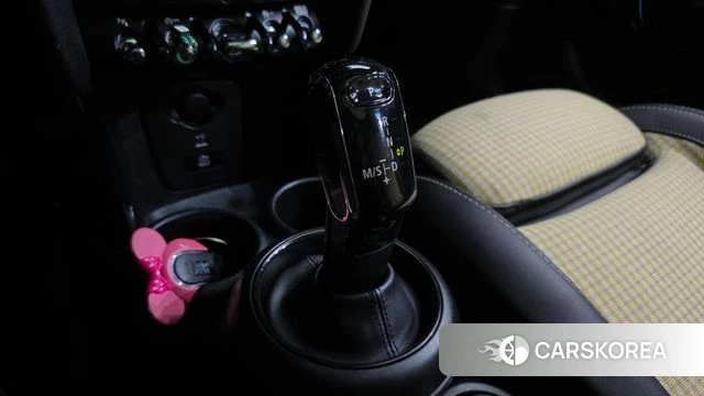 Mini Cooper S id 4186631 из Кореи 27