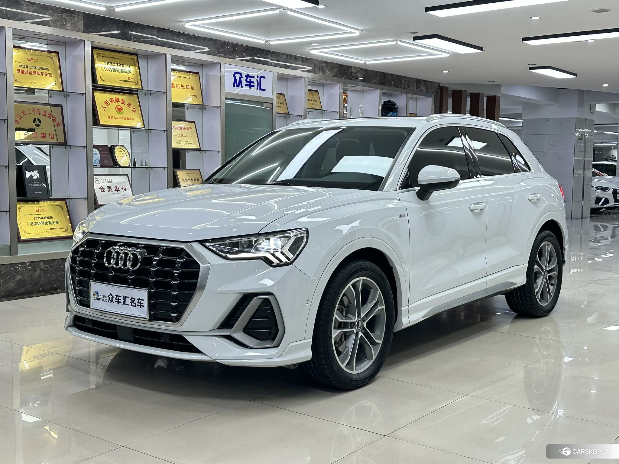 Audi Q3 id 4486227 из Китая 23