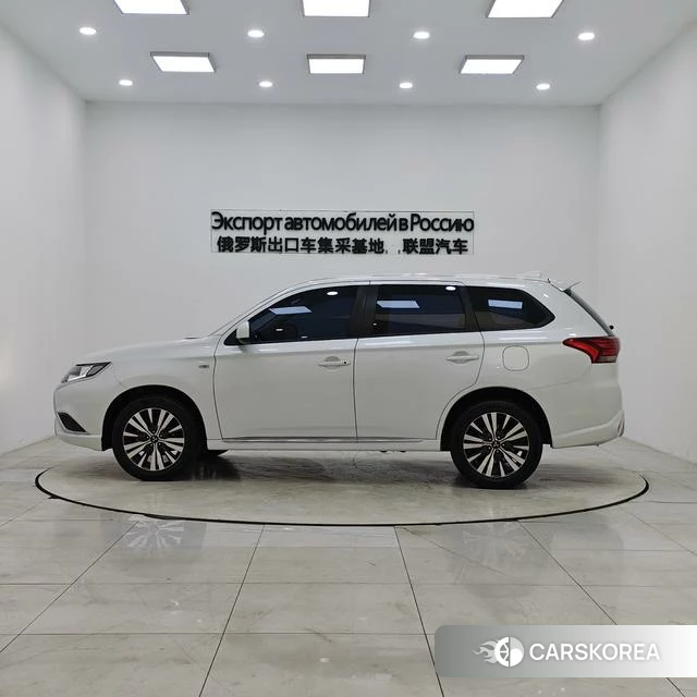 Mitsubishi  Outlander id 4207298 из Китая 15