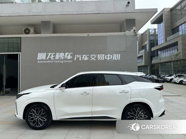 Chang'an UNI-Z id 4368406 из Китая 22